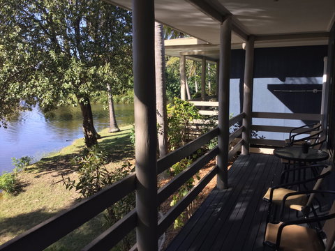 Sanctuary Lakes Fauna Retreat - Tourism Adelaide 1