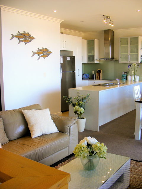 Shearwaters Apartment - Tourism Adelaide 1