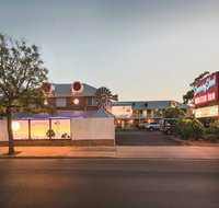 Shearing Shed Motor Inn - Open - Tourism Adelaide
