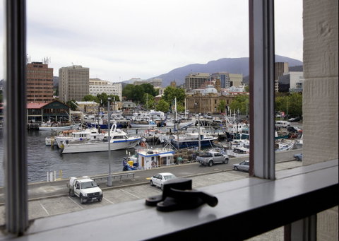 Sullivans Cove Apartments - Harbourside - Tourism Adelaide 1