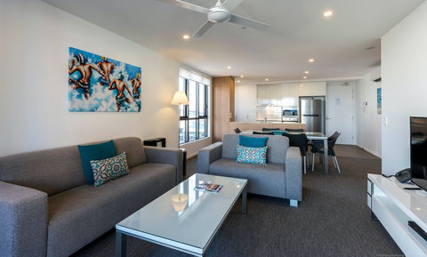 Synergy  Broadbeach - Tourism Adelaide 0