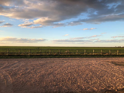 Tarnasey Farm - Pa's Place - Tourism Adelaide 0