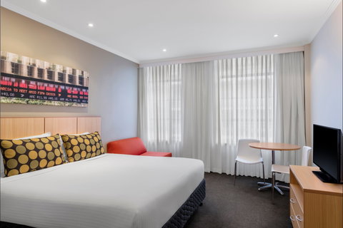 Travelodge Hotel Sydney Martin Place - Tourism Adelaide 0
