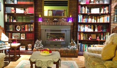 Curtis Falls Mountain Retreat - Tourism Adelaide 3