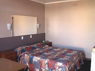 Travellers Rest Motel - Tourism Adelaide 0