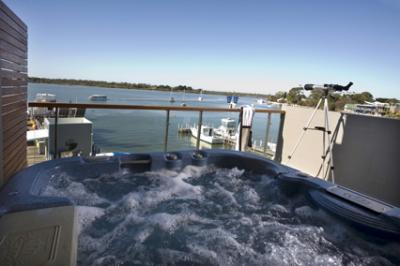 5 Knots Metung - Tourism Adelaide 5