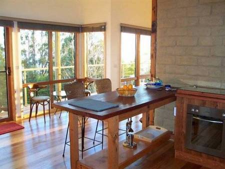 Lyrebird Cottages - Tourism Adelaide 3