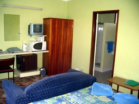 Opal Motel - Tourism Adelaide 3