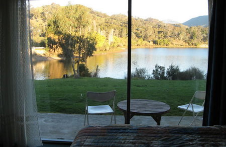 Golden Trout Hotel Motel - Tourism Adelaide 0