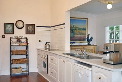 Forest Edge Country House - Tourism Adelaide 3