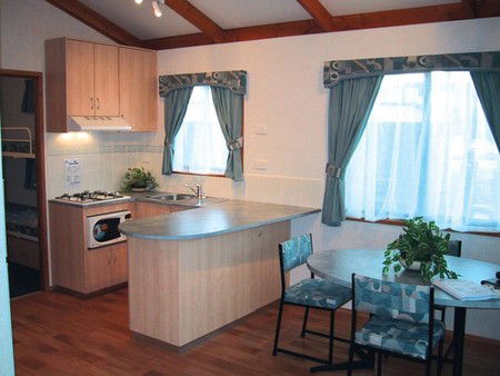 Cowes Caravan Park - Tourism Adelaide 5