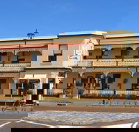 Seaview House - Tourism Adelaide
