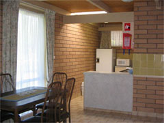 Aaden Holiday Apartments - Tourism Adelaide 5