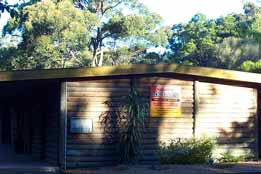 Beachcomber Caravan Park & Log Cabins - Tourism Adelaide 0
