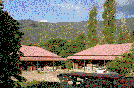 The Snowline Hotel - Tourism Adelaide 0
