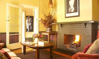 Healesville Hotel - Tourism Adelaide 3