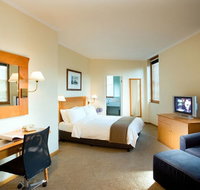 Holiday Inn Old Sydney - Tourism Adelaide