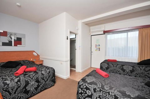 Barclay On View Motor Inn - Tourism Adelaide 1
