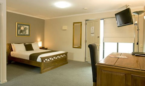 Quality Inn And Suites The Menzies - Tourism Adelaide 1