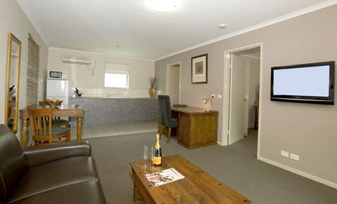 Quality Inn And Suites The Menzies - Tourism Adelaide 4