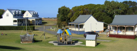 Belfast Cottages - Tourism Adelaide 1