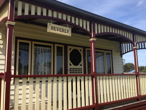 Belfast Cottages - Tourism Adelaide 4