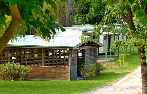 A Wangralea Caravan Park - Tourism Adelaide 2