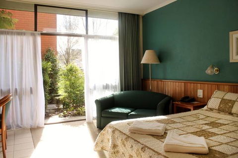 Moe Motor Inn - Tourism Adelaide 2