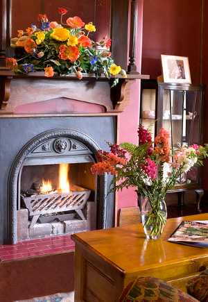 Balingup Rose Bed & Breakfast - Tourism Adelaide 1