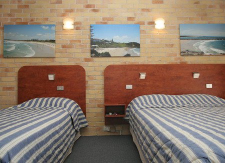 Yamba Beach Motel - Tourism Adelaide 4