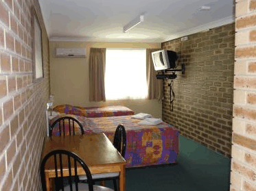 Jumbuck Motor Inn - Tourism Adelaide 4