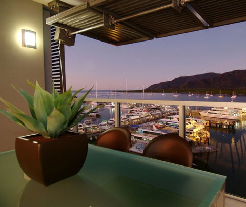 Cairns Luxury Apartments, Harbourlights Complex - Tourism Adelaide 3