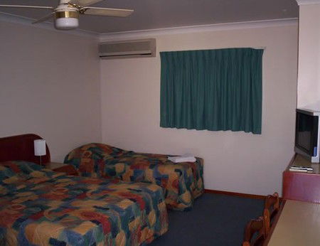Carseldine Court Motel & Aspley Motel - Tourism Adelaide 1