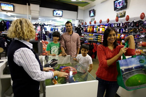 Melbourne Cricket Ground - Tourism Adelaide 7