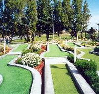 West Beach Mini Golf - Tourism Adelaide