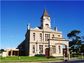Historic Wallaroo Town Walk - Tourism Adelaide 0