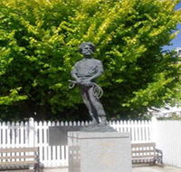 Alexander Cameron Statue - Tourism Adelaide