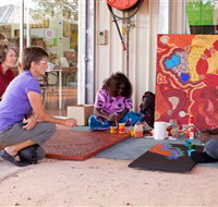 Ngurratjuta Iltja Ntjarra Many Hands Art Centre - Tourism Adelaide