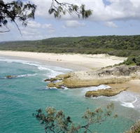 Main Beach North Stradbroke Island - Tourism Adelaide
