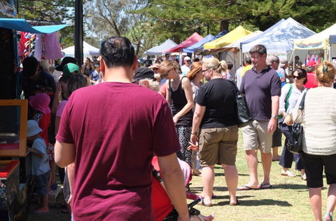 Burleigh Heads Markets - Tourism Adelaide 1
