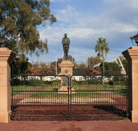 Dalby War Memorial and Gates - Tourism Adelaide