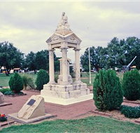 Weeping Mother Memorial - Tourism Adelaide