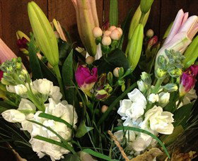 Alpine Blooms Florist Mansfield - Tourism Adelaide 0