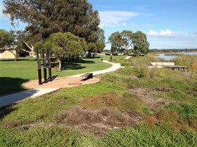 Meningie's Pelican Path - Yunti Ngopun Ngami - Tourism Adelaide 1
