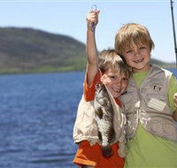 Fishing on Keswick Island - Tourism Adelaide