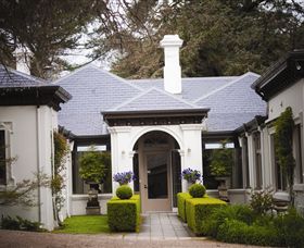 Duneira, Mt Macedon - Tourism Adelaide 0