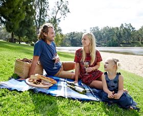 Wagga Beach - Tourism Adelaide 0