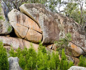 Frog Rock - Tourism Adelaide 0