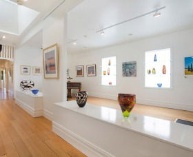 Lost Bear Gallery - Tourism Adelaide 1