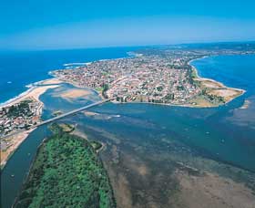 The Entrance Beach - Tourism Adelaide 0